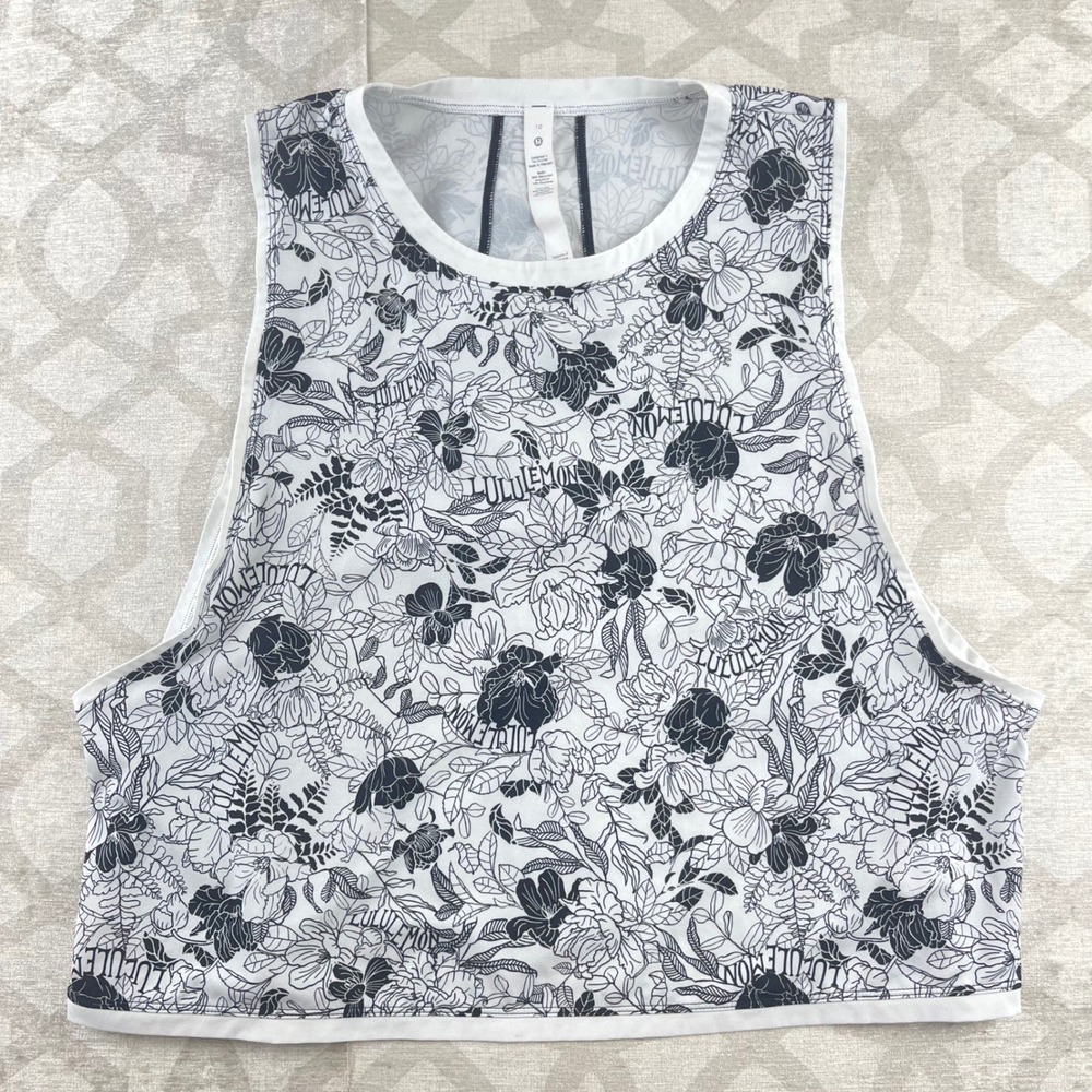 Lululemon Sculpt Tank Top Cropped Floral Sketch‎ Black White Size 10